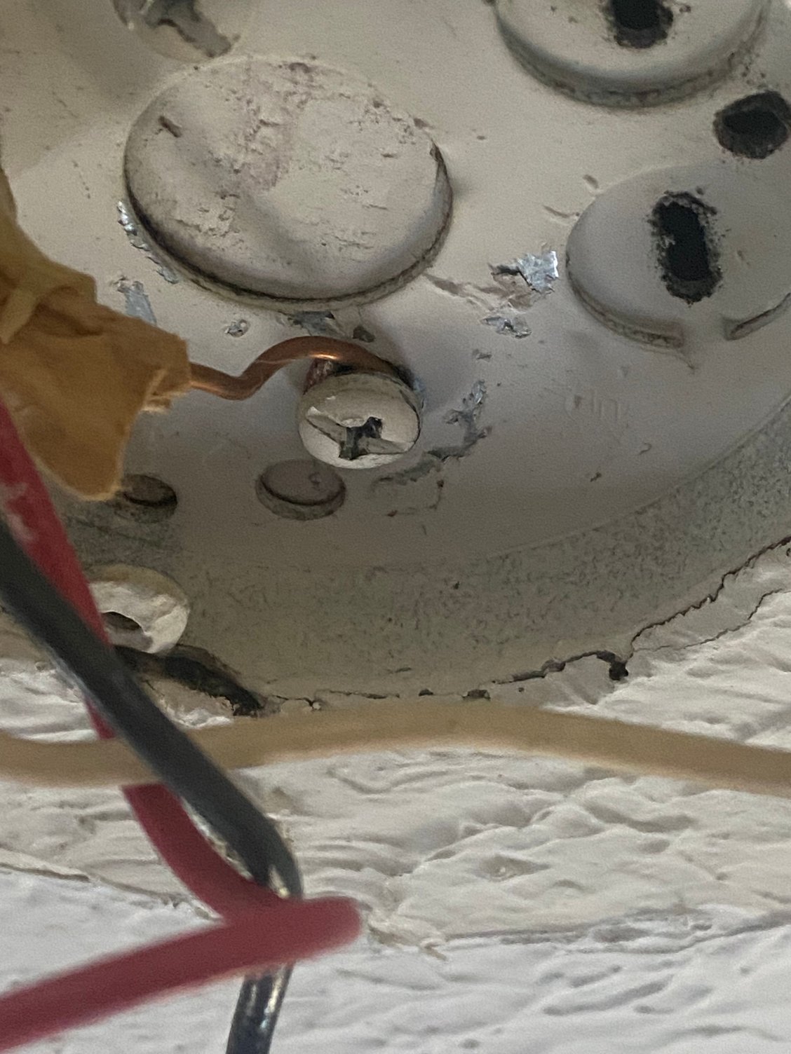 Issue installing ceiling fan (ground wire) Community