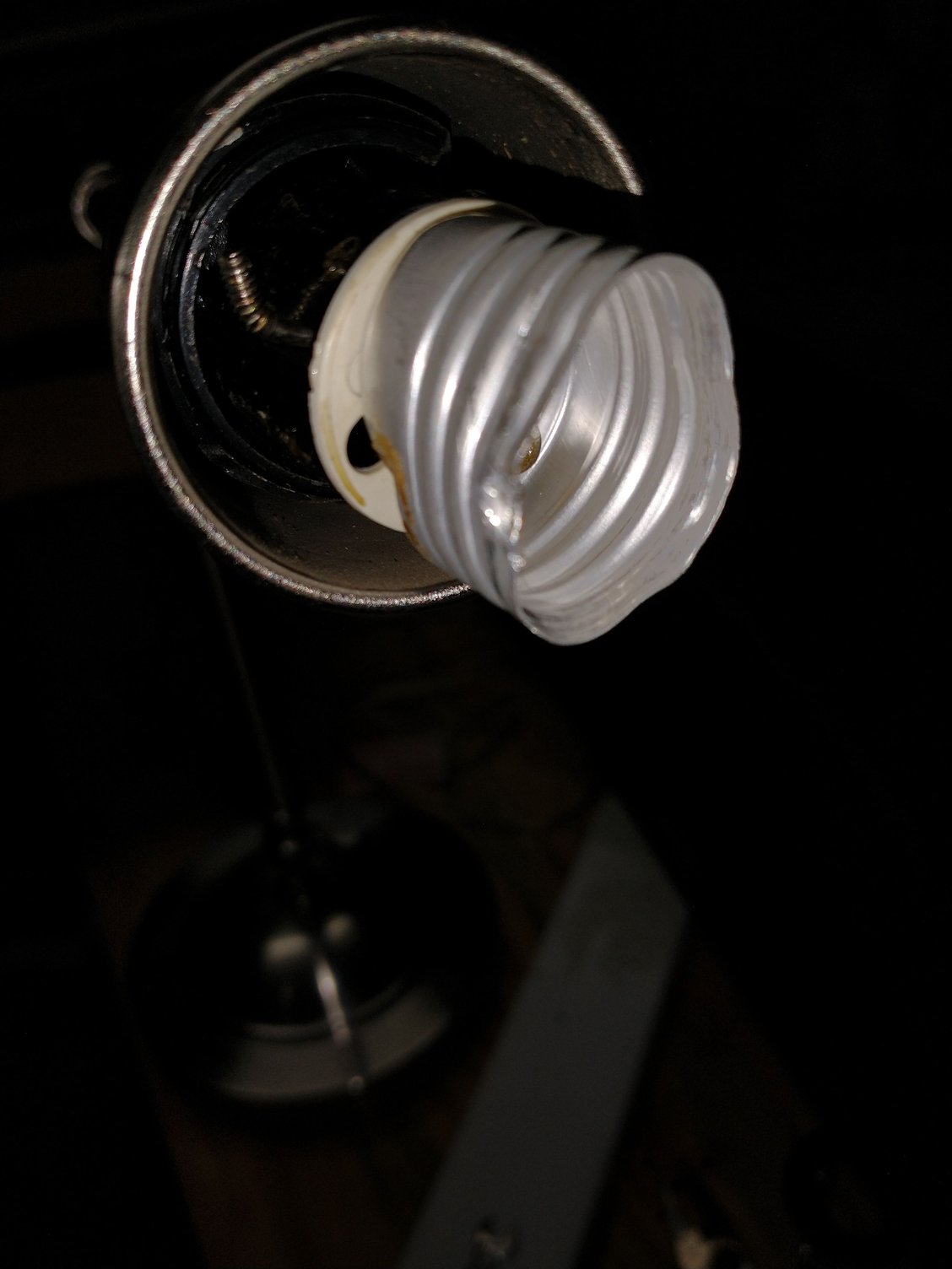 Desk lamp socket replacement Community Forums