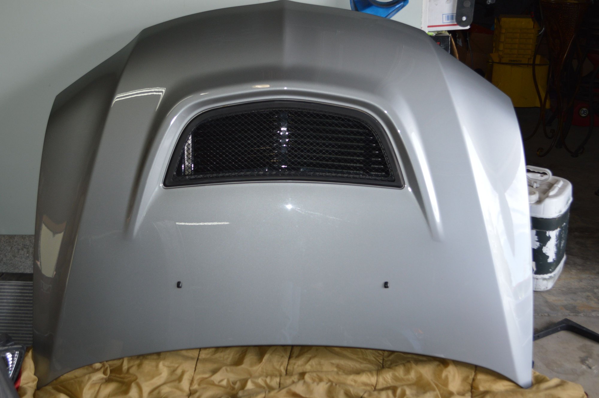 Exterior Body Parts - EVO 8/9 OEM Hood - Used - 2003 to 2006 Mitsubishi Lancer Evolution - Downey, CA 90240, United States