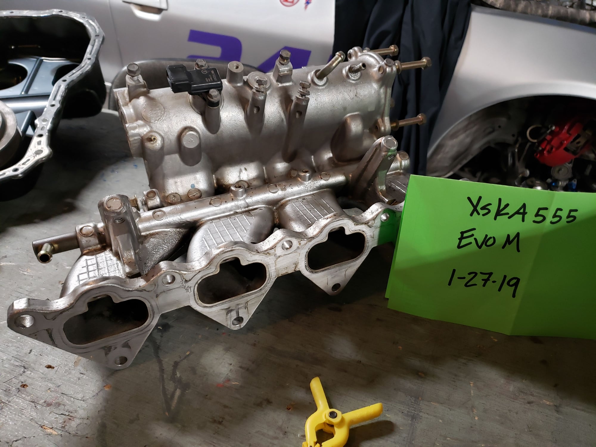 Engine - Intake/Fuel - Small Part Out - Used - 2003 to 2004 Mitsubishi Lancer Evolution - Silver Spring, MD 20905, United States