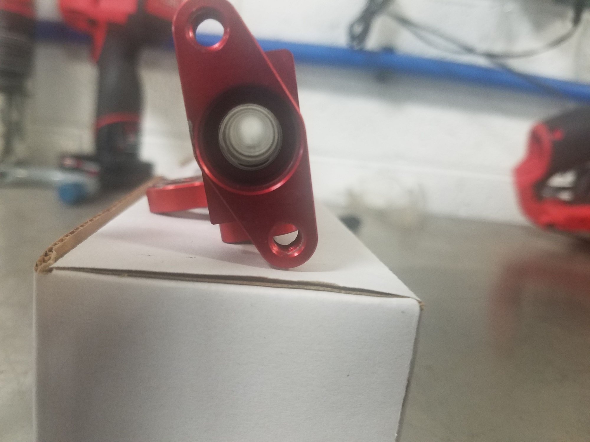 Engine - Intake/Fuel - Evo 8/9 AMS Fuel Rail (RED) - Used - 2003 to 2006 Mitsubishi Lancer Evolution - Milwaukee, WI 53202, United States
