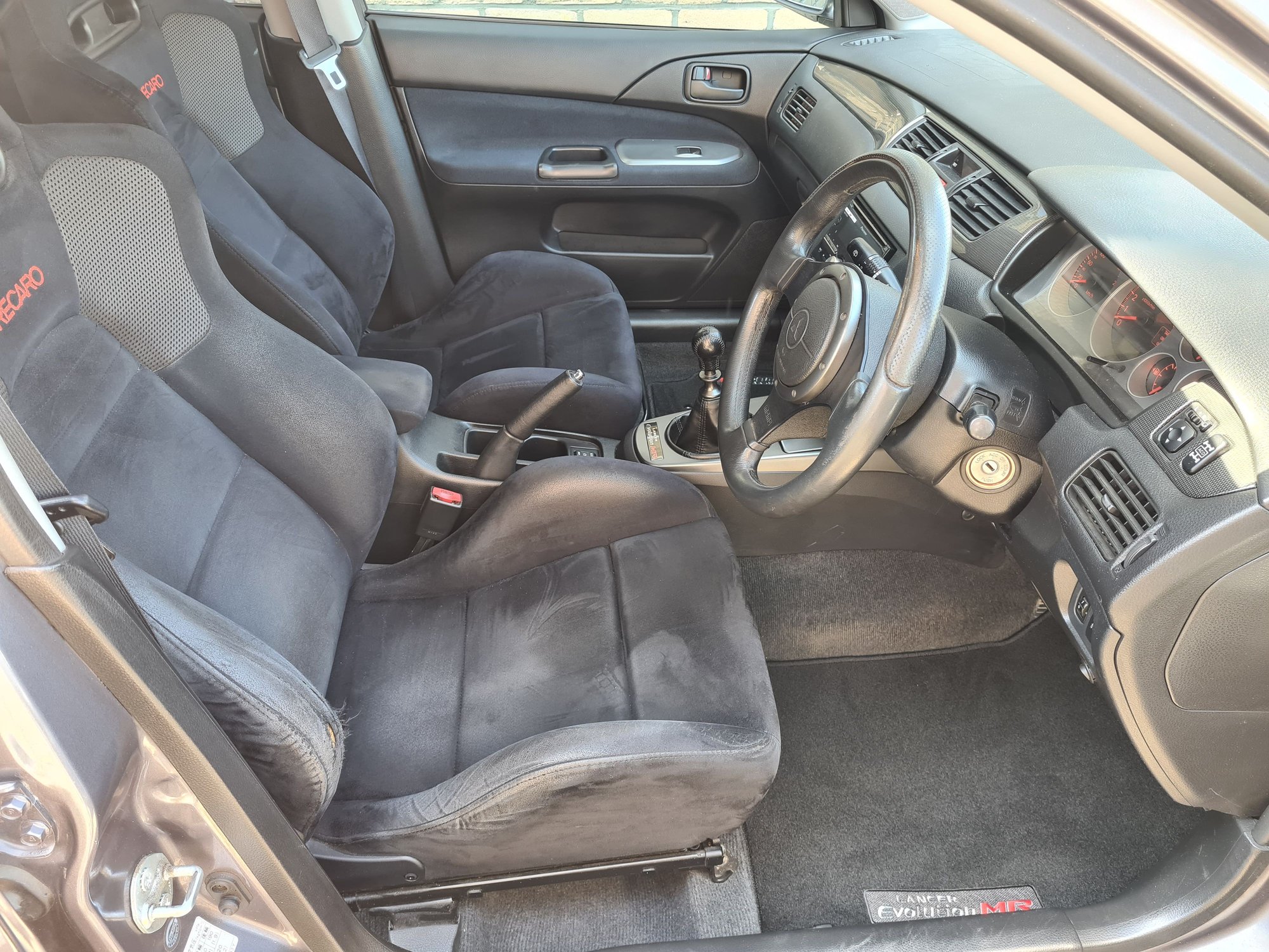 2004 Mitsubishi Lancer Evolution - For sale | JDM Mitsubishi Lancer Evolution VIII MR - Used - VIN CT9A-0300279 - 174,300 Miles - 4 cyl - 4WD - Manual - Sedan - Gray - Drogeham, Netherlands