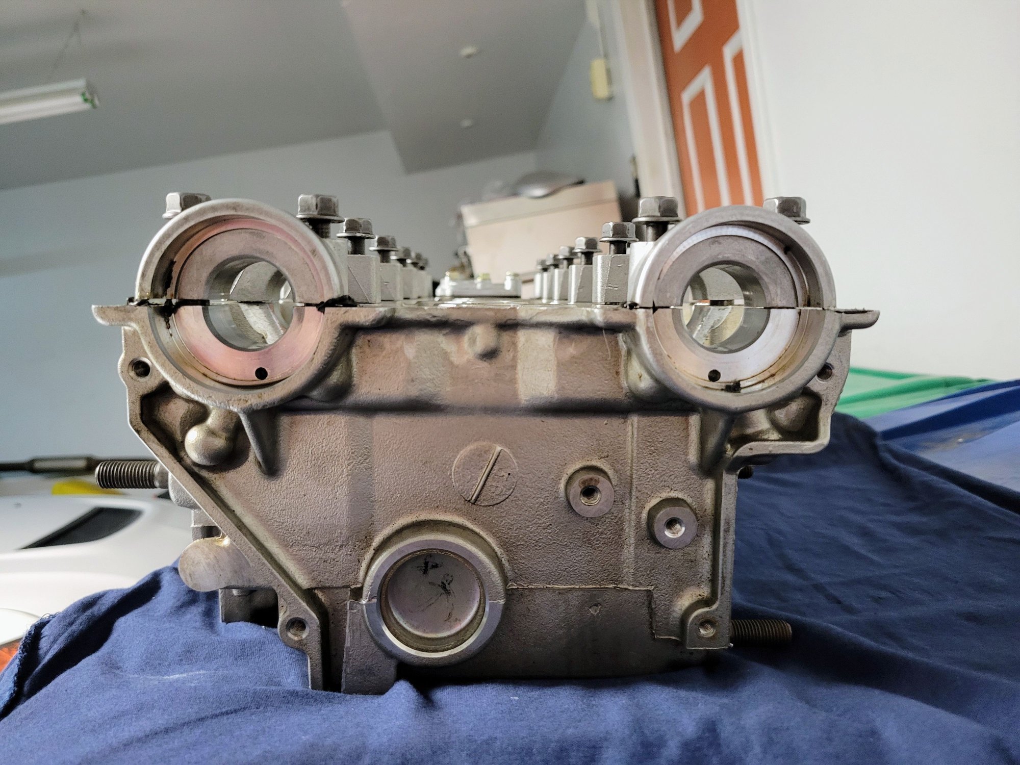 Engine - Internals - Evo 8 Cylinder Head - Used - 2003 to 2005 Mitsubishi Lancer Evolution - Reno, NV 89502, United States