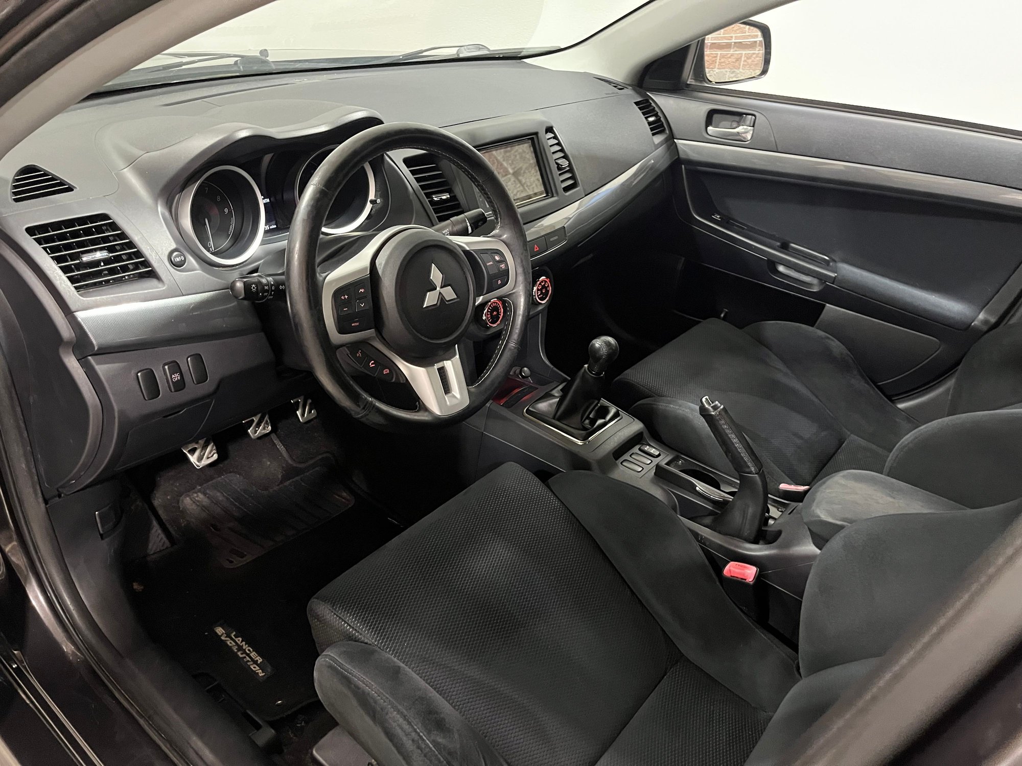 2010 Mitsubishi Lancer Evolution - 2010 Lancer Evolution stock one owner - Used - VIN Ja32w8fv3au031860 - 132,000 Miles - 4 cyl - Black - M, CT 06457, United States
