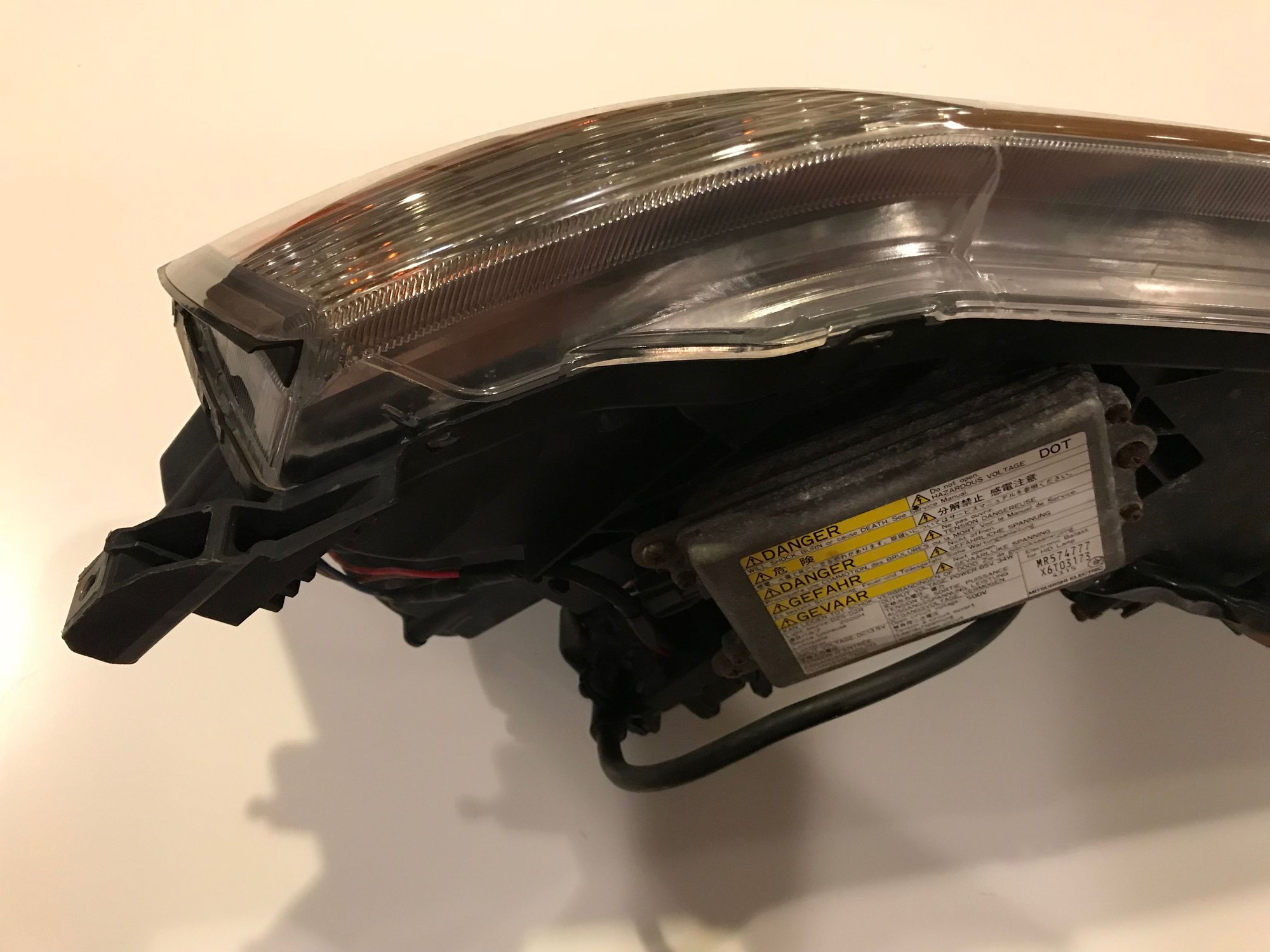 Lights - Evo VIII OEM Headlights - Used - 2003 to 2008 Mitsubishi Lancer Evolution - Yardley, PA 19067, United States