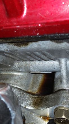 Oil ponding between intake #3 & #4.