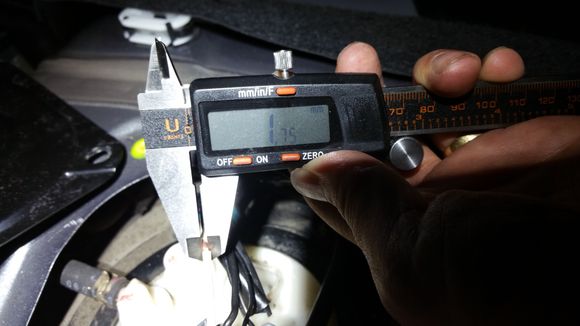 Wire copper is 1.75 mm in diameter. That's very close to 13 gauge!