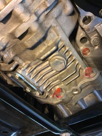 Drain Bolt of Transfer Case, 24mm, Torque to 24 Ft/Lbs +/- 1 when reinstalling