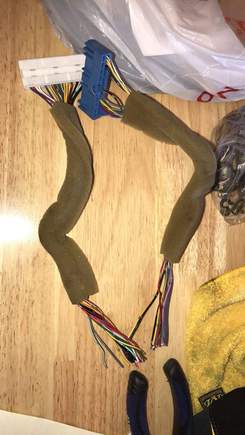 Bought a chopped gauge cluster harness off an Evo 8 parts car.

No way I'd chop into my personal one just yet lol.