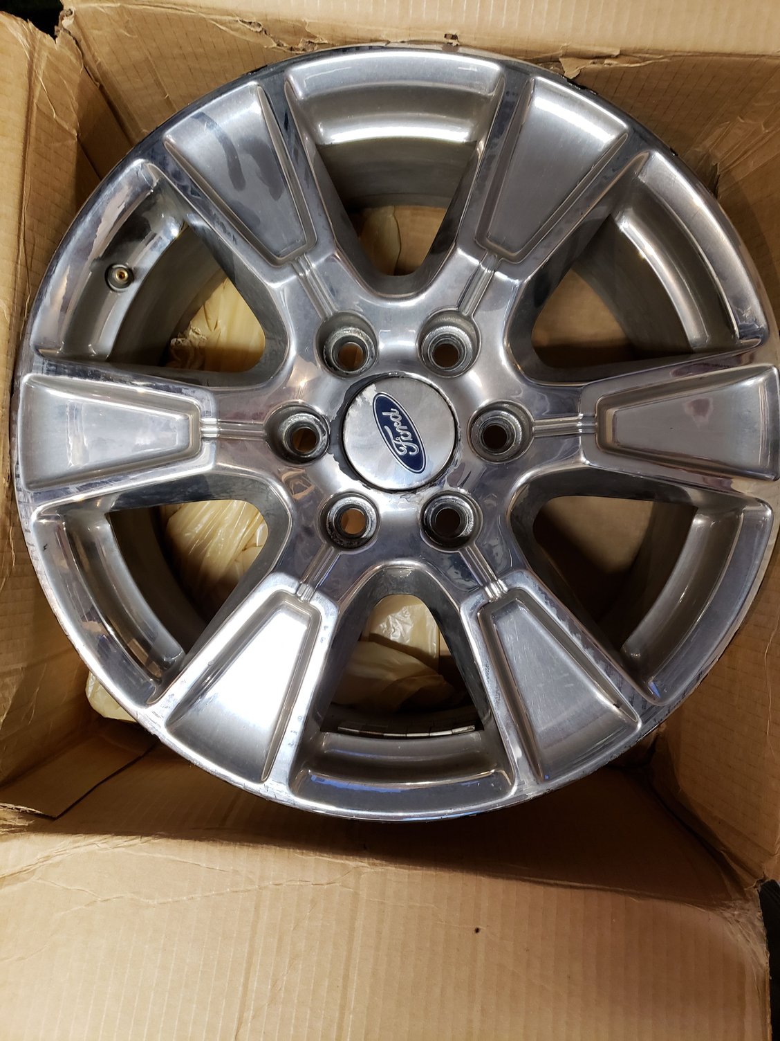 FS OEM 18 x 7 5 inch chrome XLT rims 300 Ford F150 