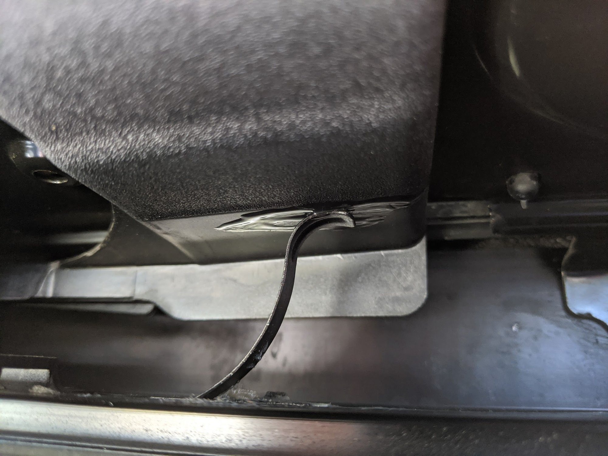 Raptor Sunroof Mini Squeak on Vibrations When Sunroof Open Ford F150