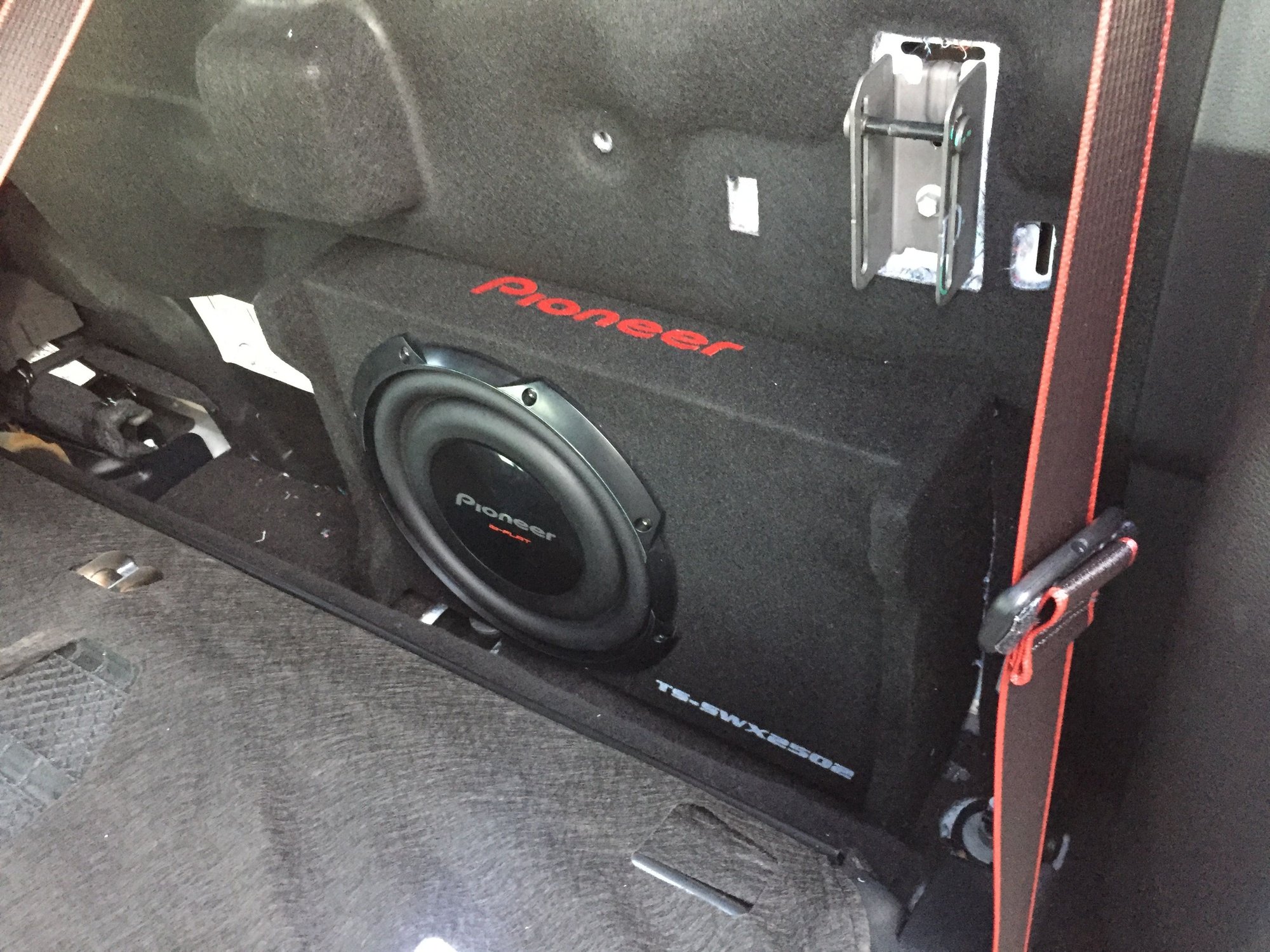 Wiring a sub / subwoofer and amplifier in 2015 F150 (no door removal