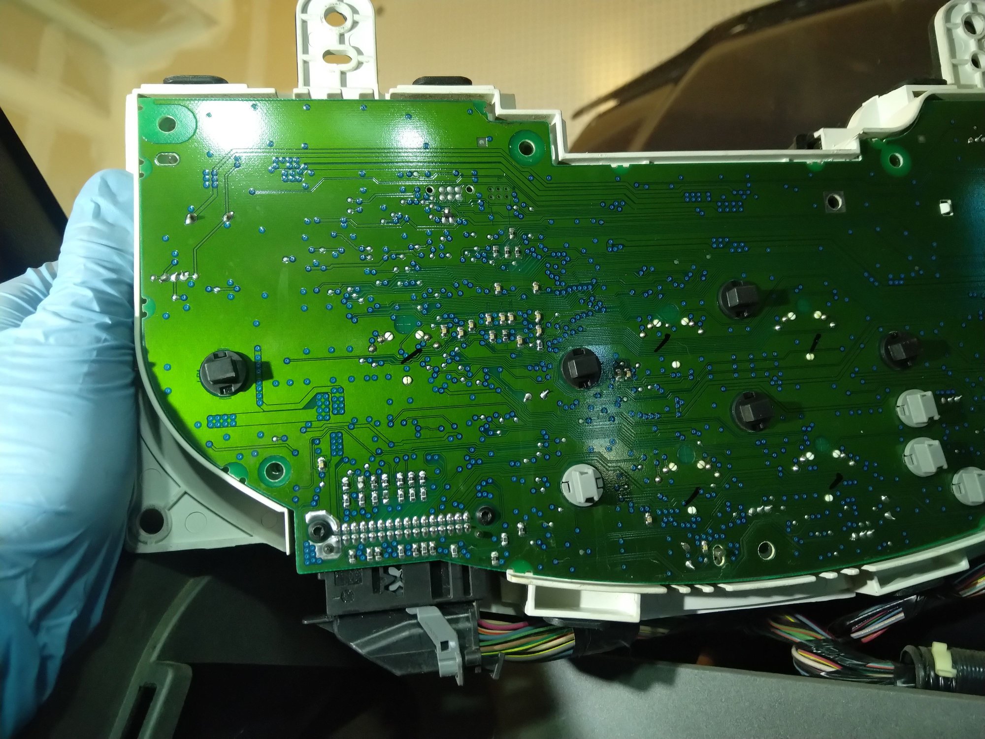 Map Lights only work when truck is off, fuel gauge not working Ford