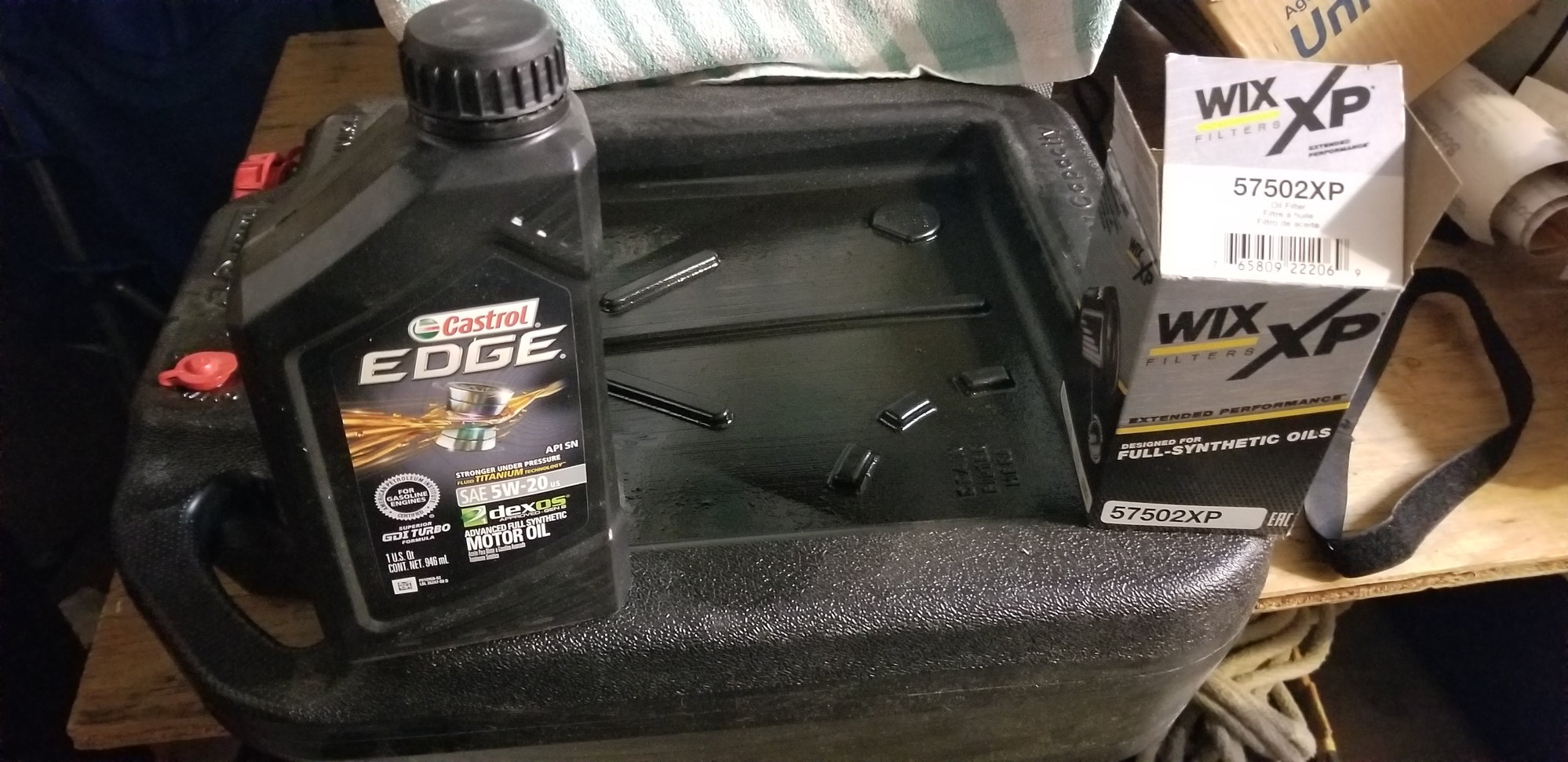 Oil in a 5.0 v8 - Ford F150 Forum - Community of Ford Truck Fans