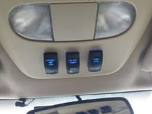 Rockers installed on top center console