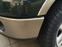 Colour match between the bumper, which is the Duplicolor paint and the fender trim, which is the original factor Arizona Beige