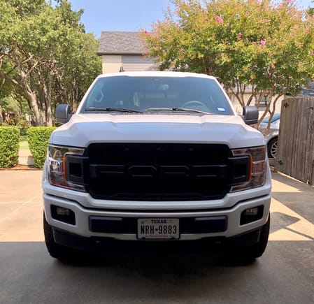 Swapped out the XLT grill with a Raptor Style Grill. 