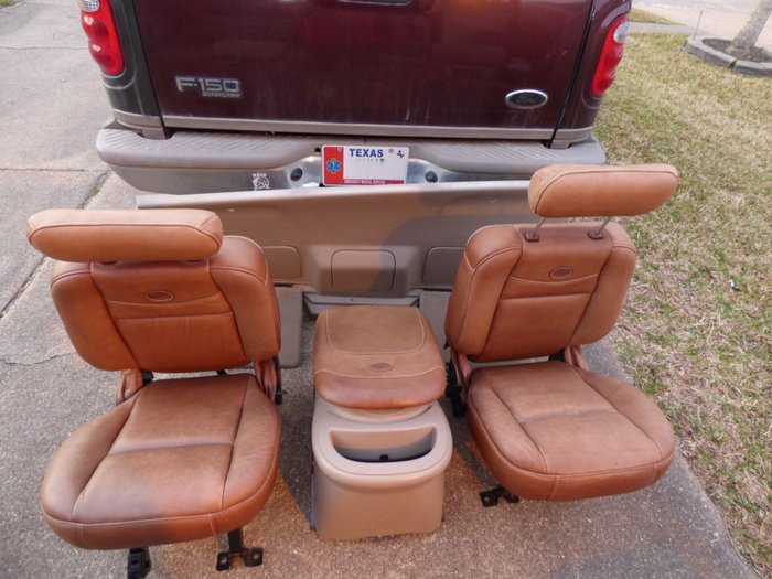 Captain Chairs In Front With Console, Now I Want To Do Bucket Seats In