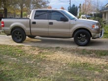 2004f1505.4's truck with black wheels