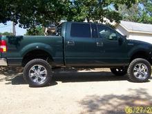 8in lift 35's on 20's