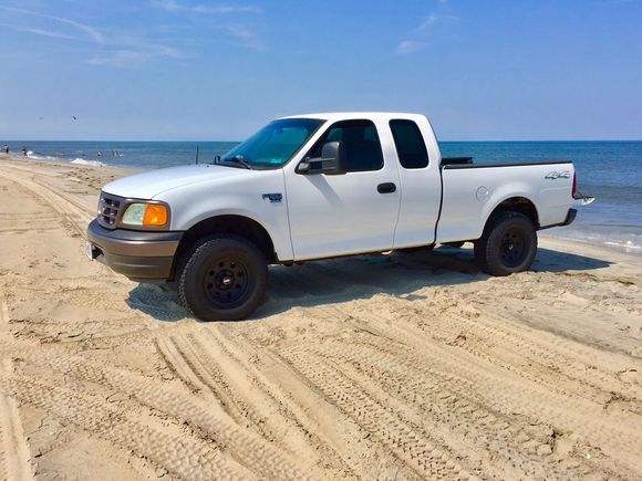 Dropping the tire pressure down to 17lbs PSI make a huge difference in the deep sand of the Outer Banks of NC