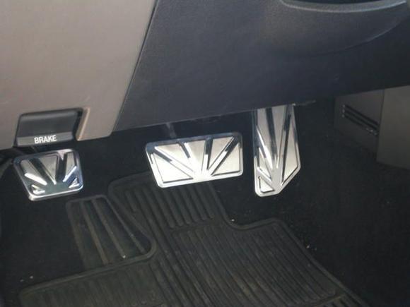 rhino mfg pedals