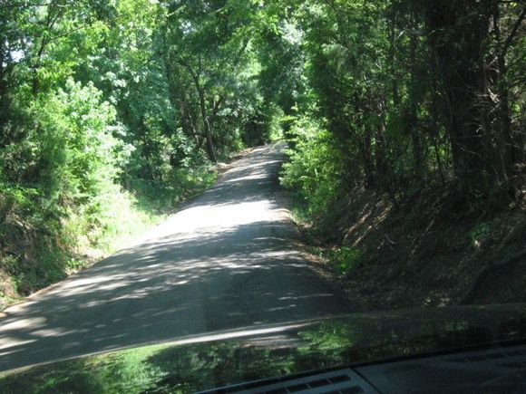 IMG 0612[1]
About 2 miles down this little road to farm.