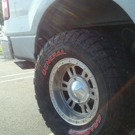 General Grabber Red Letters