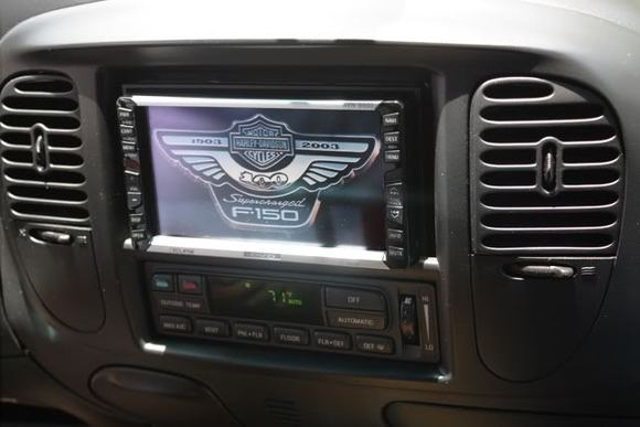 AVN5500 HU splash screen