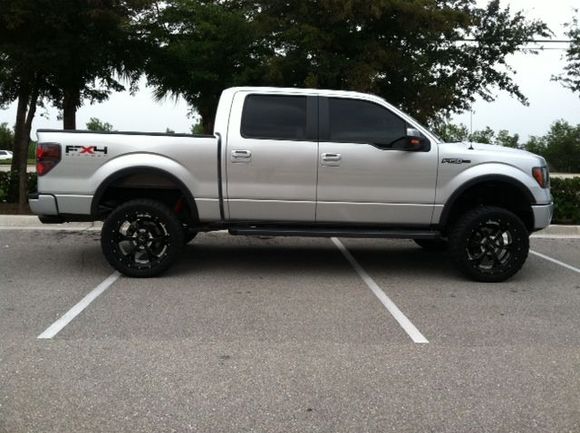 Rancho 4" with 33x12.50x22 Toyo M/T