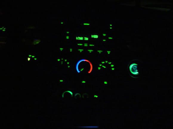Dash with illuminated power points, amp gain knobs and 4x4