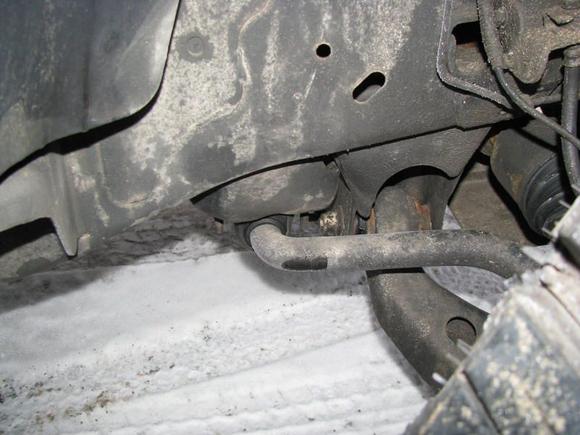 09 FX4 33x12.5 on OEM 20s rub on sway bar