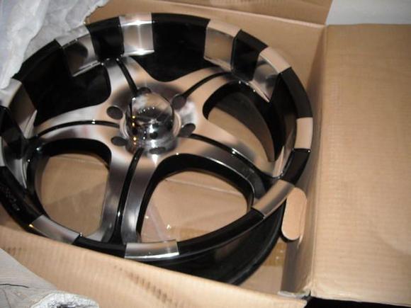 new MB motoring rims 20's