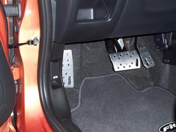 Razo pedal set