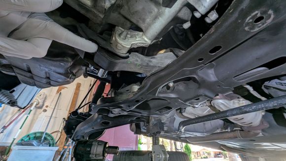 Rear transmission mount/torque strut. Gotta come out