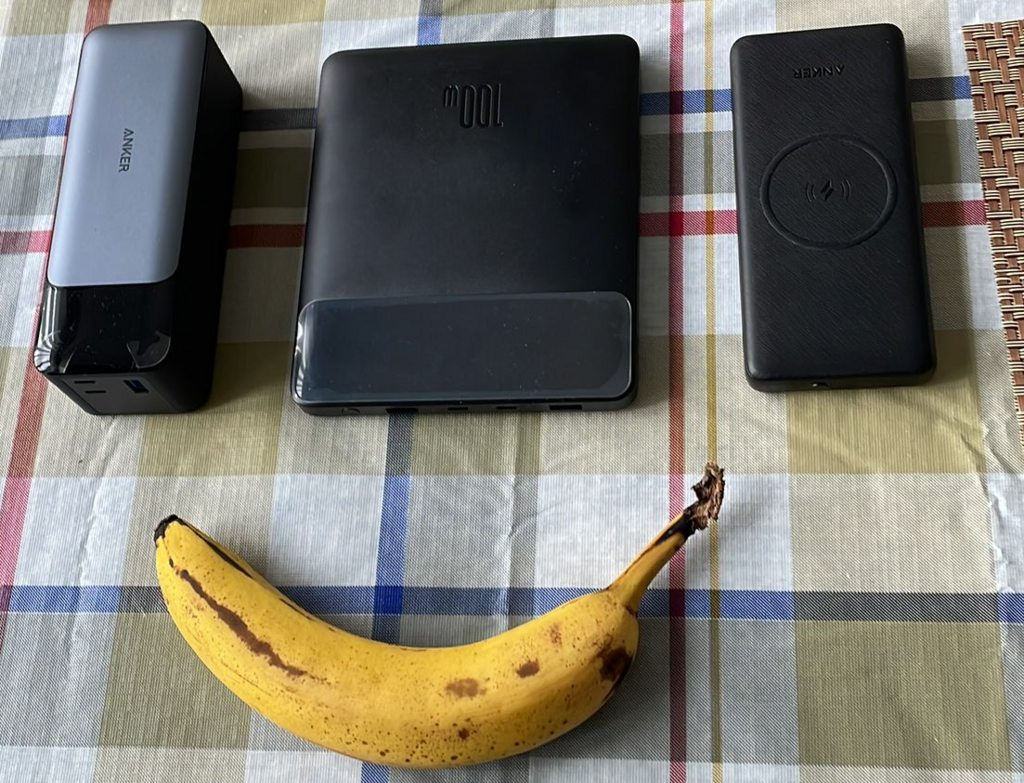 Power Banks Review: mophie vs Anker vs RAVPower - iPromo Blog