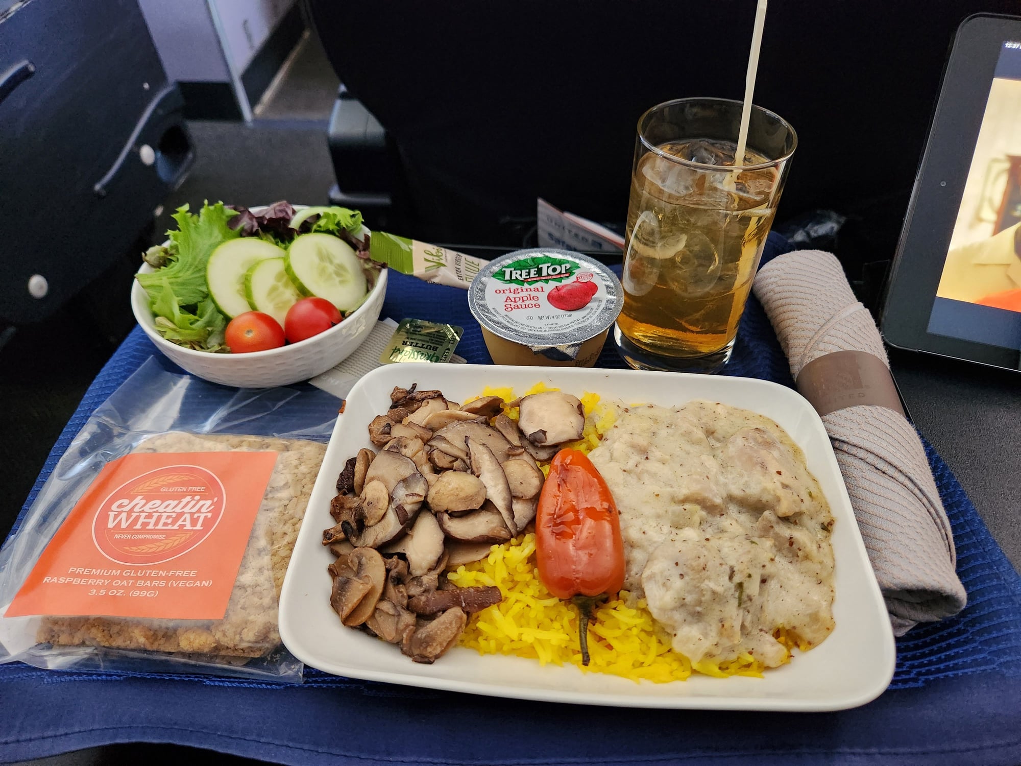 2023 Let’s Eat — United First, United Business, & Premium Transcon ...