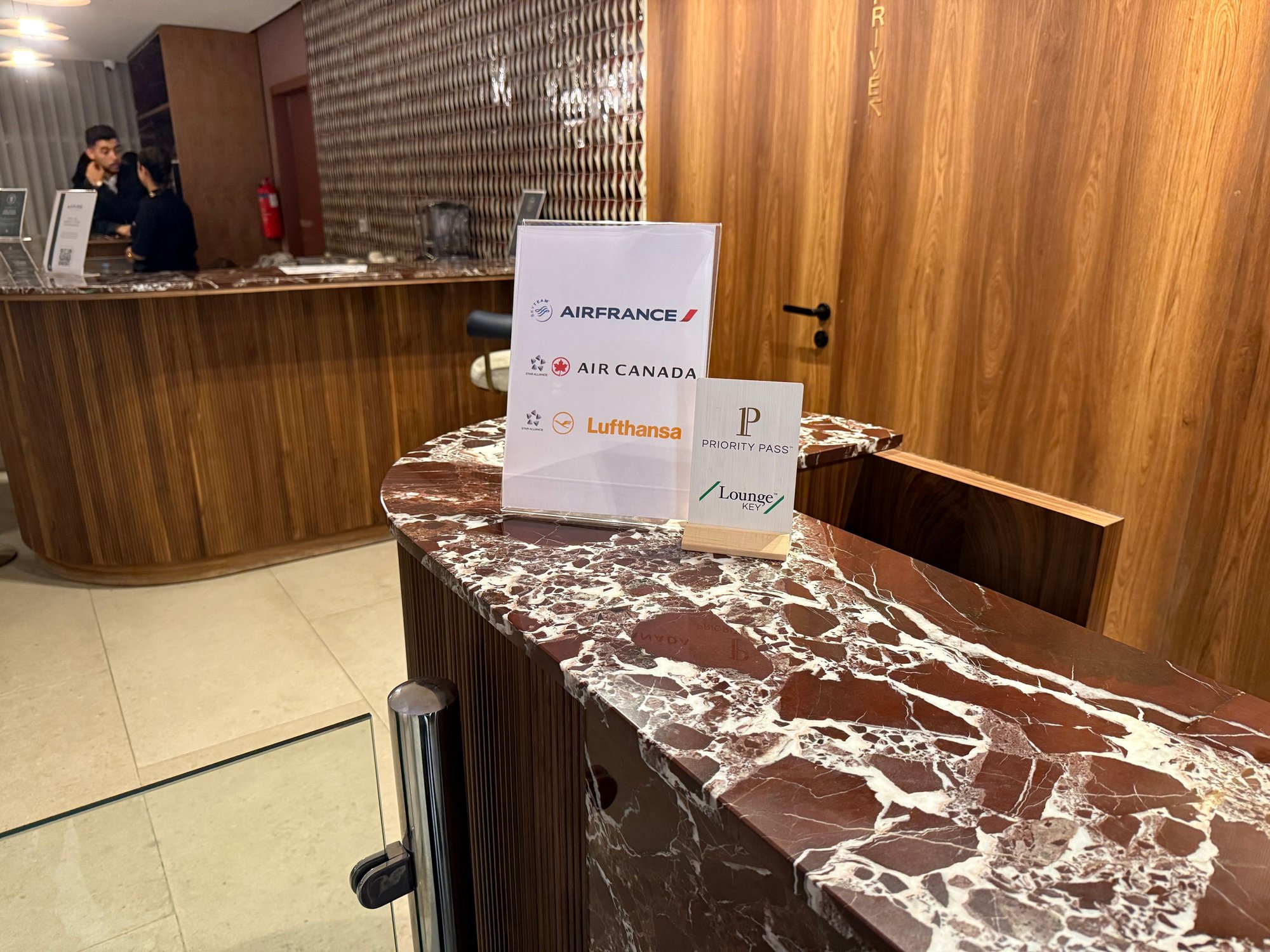 Lounge serves AF, some access passes, AC and Lufthansa. LH has a night flight so they wont cram the lounge. AC has a morning flight, so if youre on AF morning flight, youll be with them