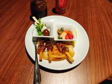 Lounge offerings