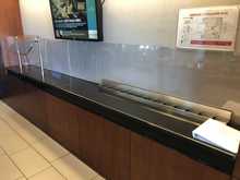 after my quick restroom stop I went to check out the food offerings.  UH where are they?