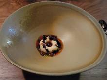 SUBTLY FLAVORED CUSTARD OF ROASTED KELP WITH BLUEBERRIES
2012 B U SSO L A , R E C I OTO D E L L A VA L P O L I C E L L A C L ASS I CO, V E N E TO, I TA LY 500 M L