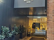 Public entrance to SKYE Suites on Kent St. Lift is on the right to the main entrance