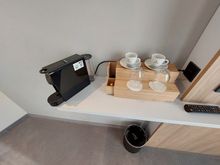 Larger corner room now with Nespresso Machine / Holiday Inn Express Düsseldorf Hauptbahnhof