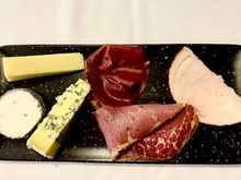 Continental breakfast platter