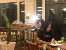 Live cooking station 