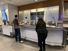 LAX T2 SkyClub bar
