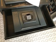 Safe can hold laptop