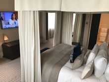 TV can be seen from the bed