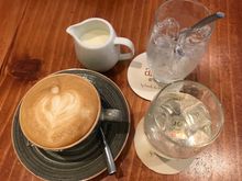 Latte & the usual 