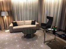 Deluxe Suite living room